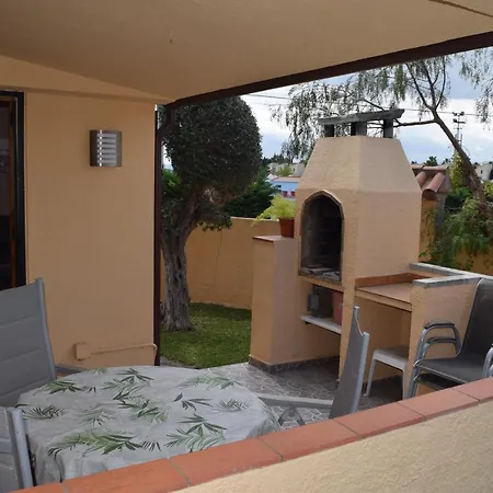 Casa 30 * L'Escala